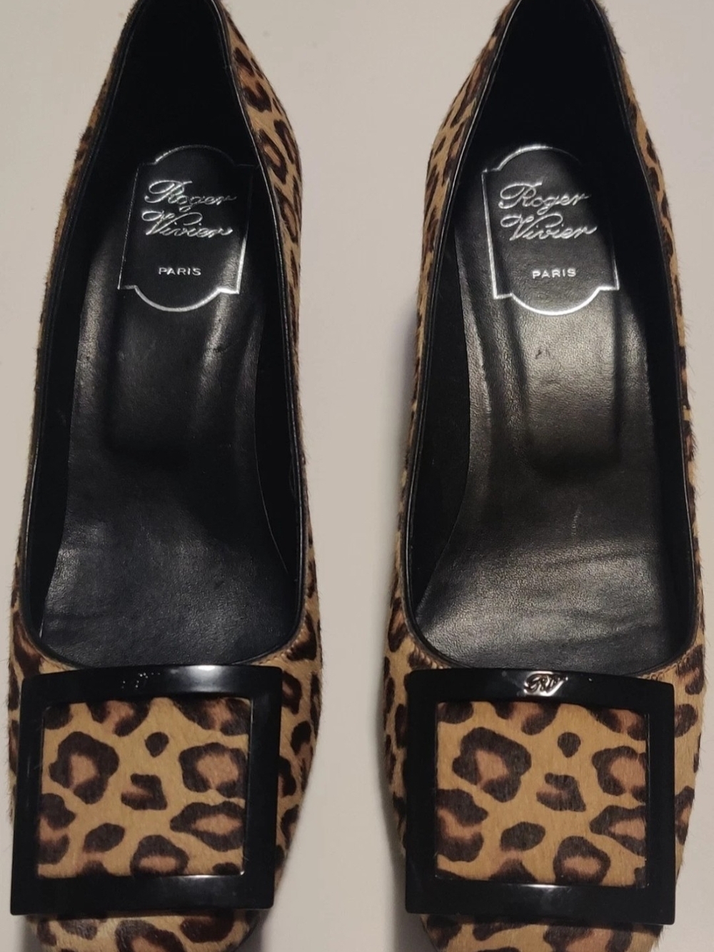 Roger Vivier Womens 37/7 Leopard Print Pony Hair Pumps...